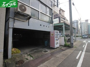 松栄ビルの物件外観写真